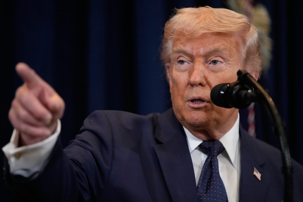 “Trump’s Doral Demands Disrupt GOP Agenda: The Implications for Congress and Midterms”