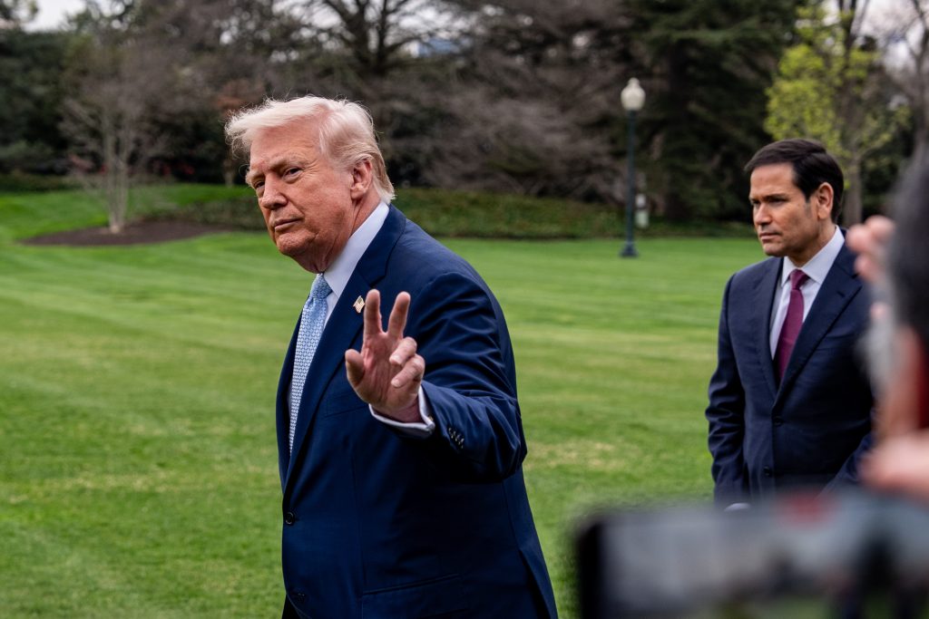 “Trump’s Bold Promise: Sending ICE to Airports If DHS Standoff Persists”