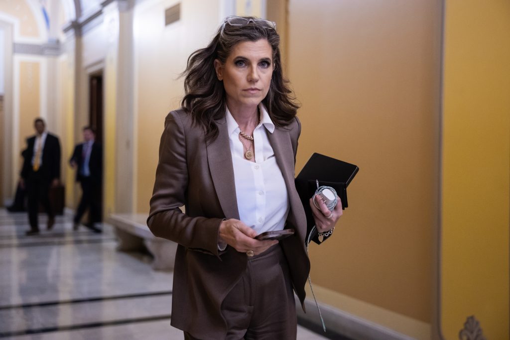 “Shocking Truth: House Sexual Harassment Payouts Surpass 8,000 Revealed by New Oversight Data”