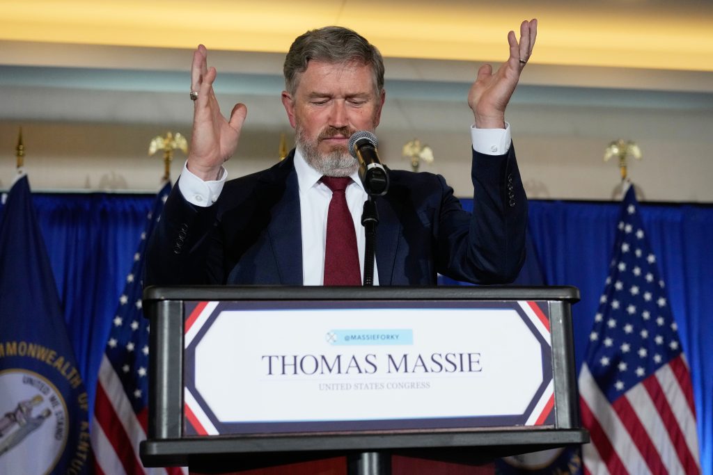 “Rep. Khanna Voices Disappointment Over Massie’s Primary Loss: A Bipartisan Friendship Highlighted” “Rep. Khanna Voices Disappointment Over Massie’s Primary Loss: A Bipartisan Friendship Highlighted”