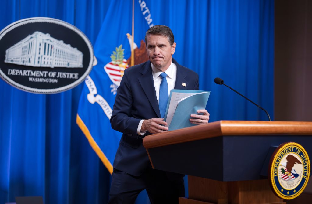 “Acting AG Todd Blanche Declares No Pardon for Ghislaine Maxwell Amid Ongoing Epstein Scandal”
