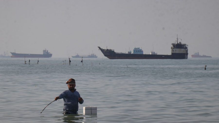 “Iran’s Strait of Hormuz Threats and the GOP’s Packed June Agenda: Serena Williams Makes Her Comeback!” “Iran’s Strait of Hormuz Threats and the GOP’s Packed June Agenda: Serena Williams Makes Her Comeback!”