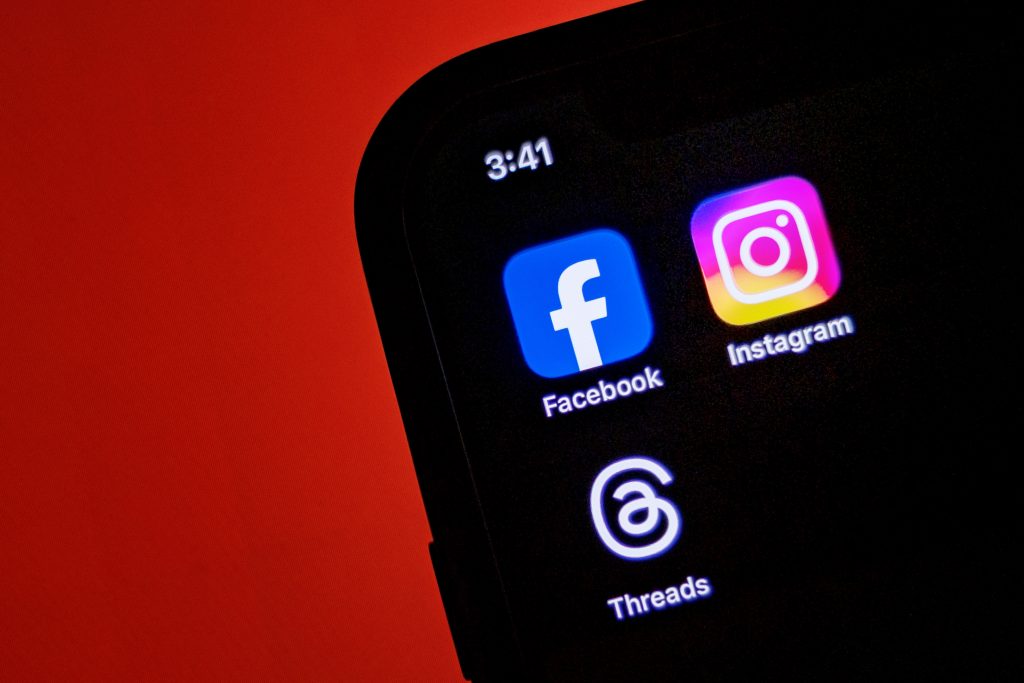 “Congress Urged to Investigate Meta Over Rising Scams Targeting Seniors” “Congress Urged to Investigate Meta Over Rising Scams Targeting Seniors”