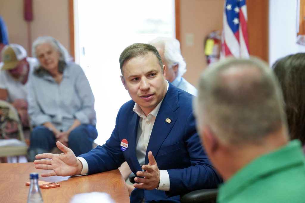 “Trump-Backed Anthony Constantino Triumphs in Republican Primary to Succeed Elise Stefanik” “Trump-Backed Anthony Constantino Triumphs in Republican Primary to Succeed Elise Stefanik”