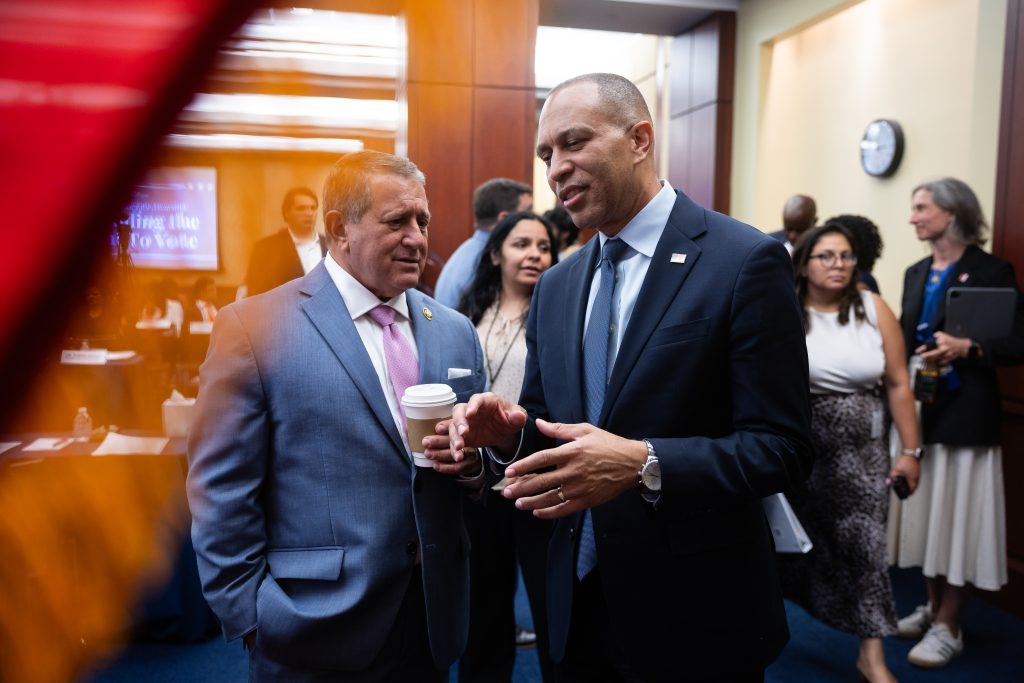 “Hakeem Jeffries and the Divide: Navigating Israel Aid Controversy Among House Democrats” “Hakeem Jeffries and the Divide: Navigating Israel Aid Controversy Among House Democrats”