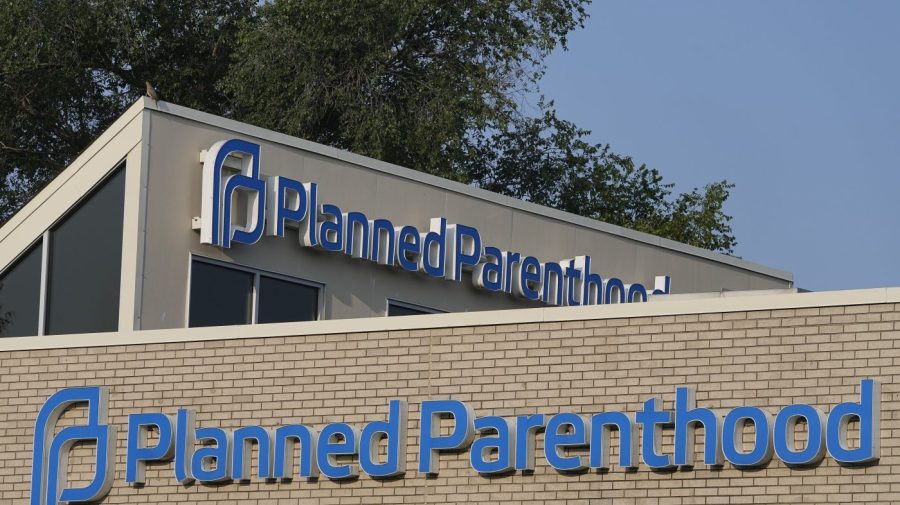 “Medicaid Funding Restored: Planned Parenthood Reopens Doors to Vital Services After Year-Long Cut” “Medicaid Funding Restored: Planned Parenthood Reopens Doors to Vital Services After Year-Long Cut”