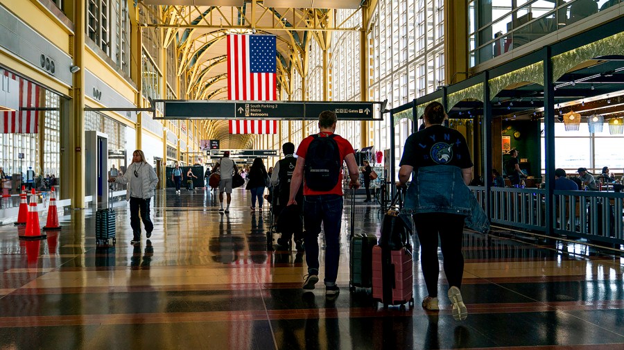 “Essential Guide to DCA Flight Restrictions and July 4th Ground Stops: What Travelers Need to Know” “Essential Guide to DCA Flight Restrictions and July 4th Ground Stops: What Travelers Need to Know”